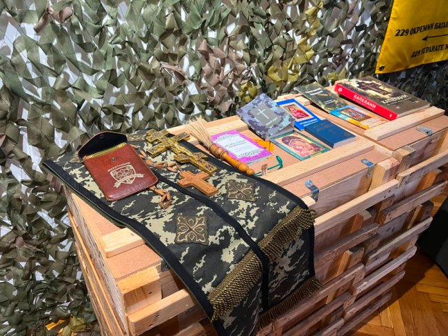 На Волині відбулося відкриття виставки під назвою “Віра. Незалежність. Стяг”: що в експозиції