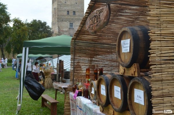 У Луцькому замку - фестиваль для вагітних і сімейних. ФОТО