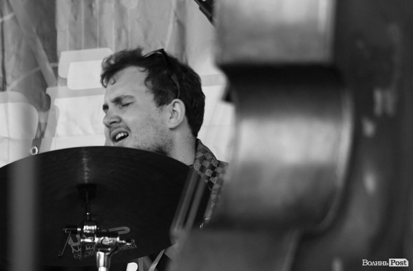 У Луцьку співають джаз до ночі