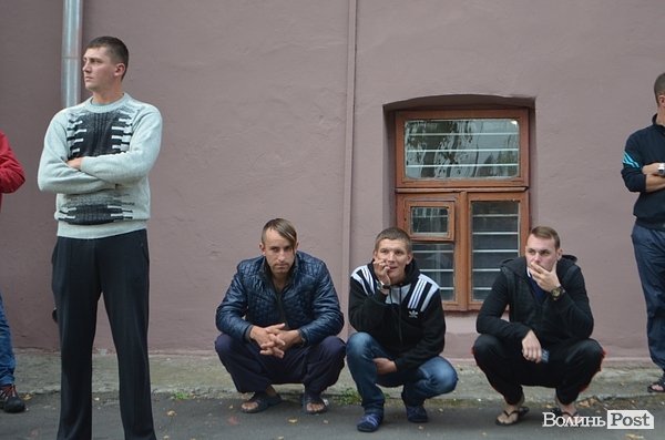 Для волинських бійців організували концерт. ФОТО