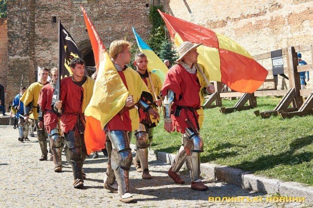 Доблесть віків: у Луцькому замку змагаються лицарі зі всієї країни. ФОТО