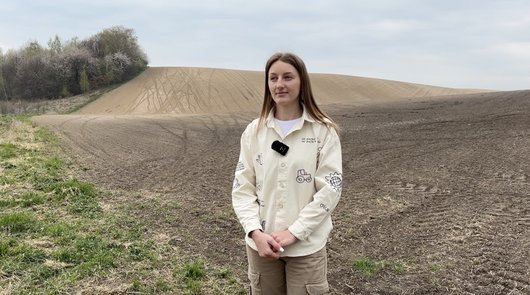 Гонки на полі: на Волині підлітки на мотоциклах понівечили три гектари посівів буряків. ФОТО