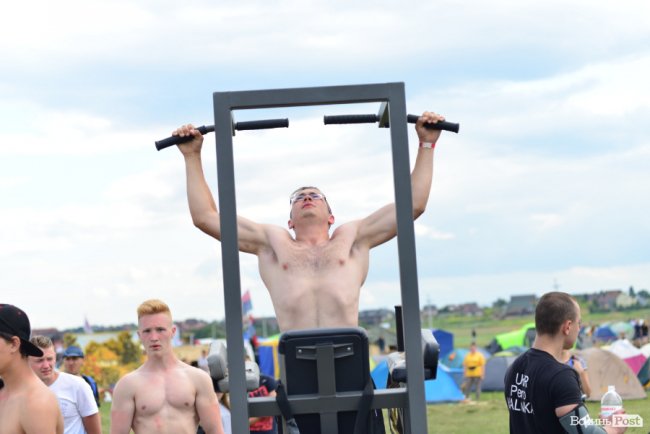 Як у Луцьку на «Бандерштаті» змагалися силачі. ФОТО  