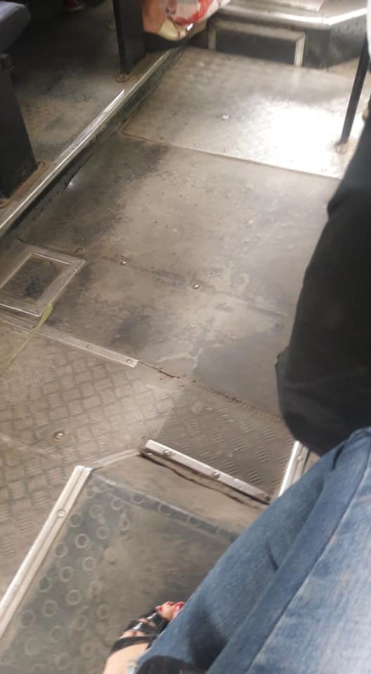 Сморід проводки і залатаний салон: у Луцьку обурені станом маршрутки