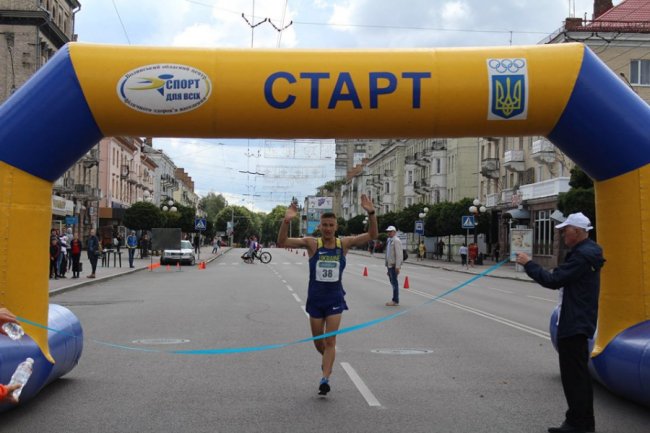 У центрі Луцька відбулися міжнародні змагання зі спортивної ходьби