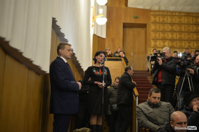 Томос, селфі та колядки: Петро Порошенко на Волині. ФОТОРЕПОРТАЖ