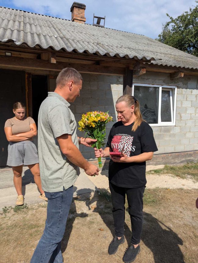 На Волині матері та дружині загиблих Героїв вручили посмертні нагороди рідних