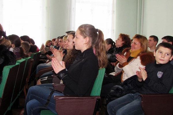 Камерний оркестр «Кантабіле» розпочав мистецьку акцію у Володимирі-Волинському. ФОТО