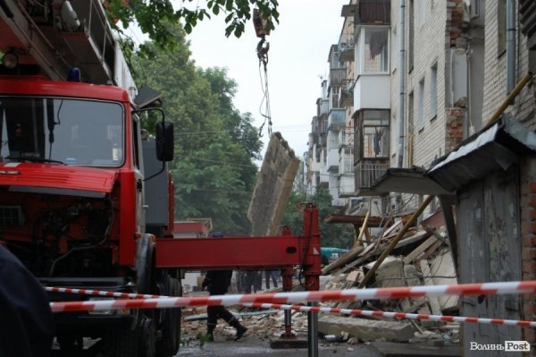 Обвал будинку в Луцьку. ФОТО