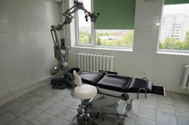 Показали оновлену операційну волинської обласної дитячої лікарні. ФОТО