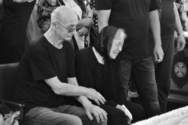 У Луцьку провели в останню дорогу загиблого Героя Олександра Чертіліна