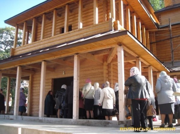 У новозбудованому храмі на Волині відбулася перша літургія. ФОТО