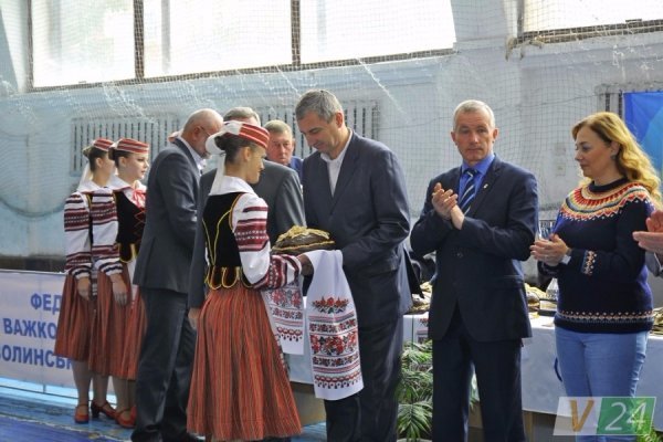 У Луцьку змагалися штангісти. ФОТО