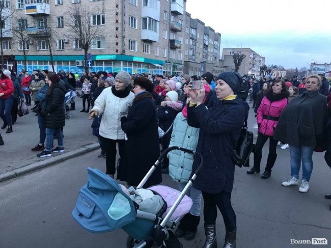 У Ковель приїхав Петро Порошенко. ФОТО. ВІДЕО
