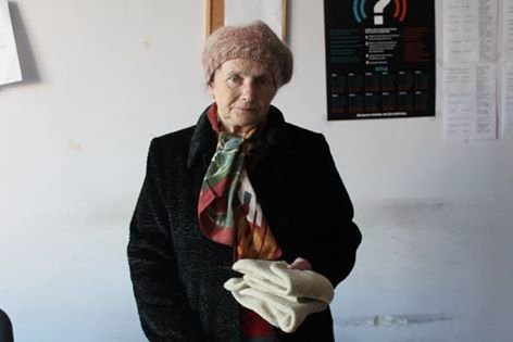 На Волині волонтери збирають шерстяні нитки. ФОТО