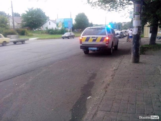 Аварія в Луцьку: пошкодження незначні, але галасу багато