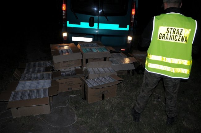 Польські прикордонники вилучили контрабанду сигарет із Волині
