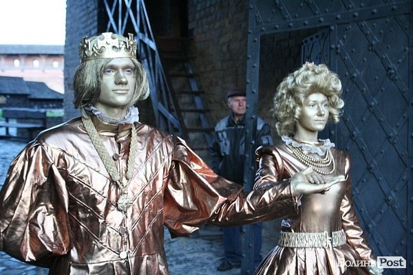 Луцьк відкрив туристичний сезон незвичною екскурсією. ФОТО