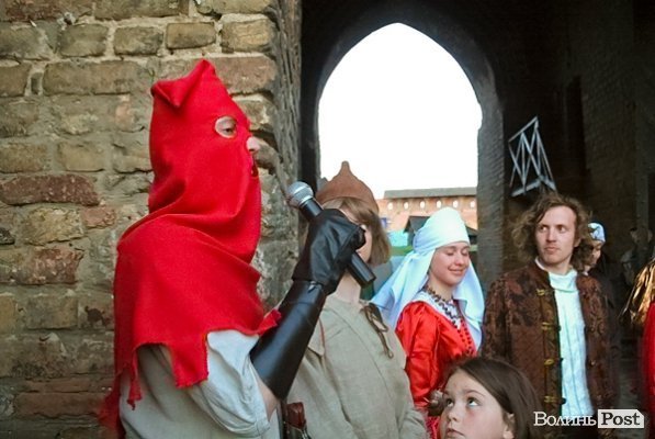 Луцьк відкрив туристичний сезон незвичною екскурсією. ФОТО