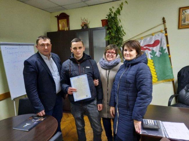 На Волині дитині, позбавленій батьківського піклування, купили будинок