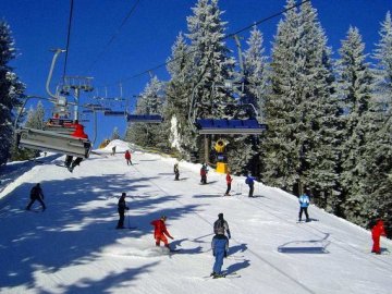 Катання на лижах і сноуборді: де відпочити в Карпатах*