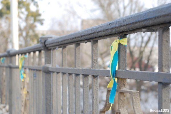 Міст на вулиці Гнідавській