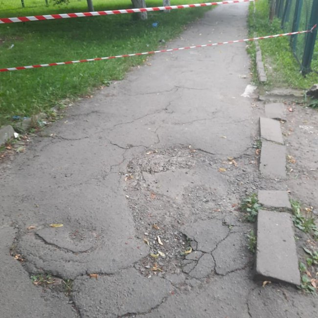 У одному із районів Луцька затіяли капремонт важливої пішохідної доріжки 