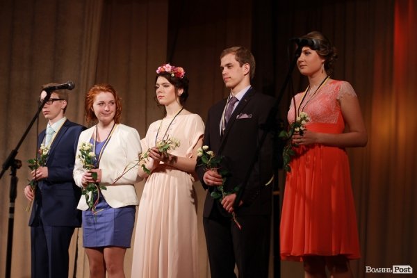 Луцьким випускникам вручили медалі