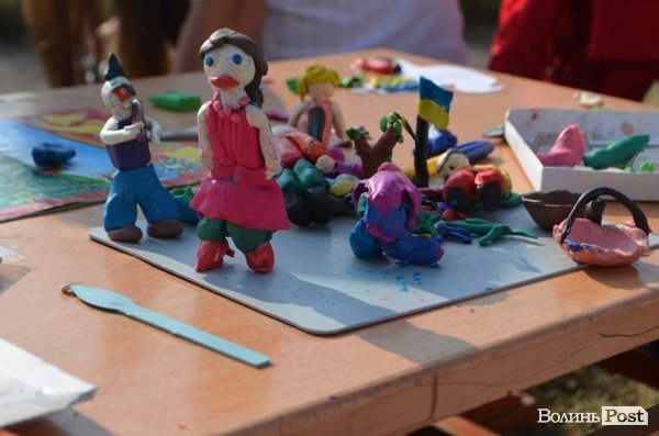 На Волині козаки і монахи допомагали воякам. ФОТО