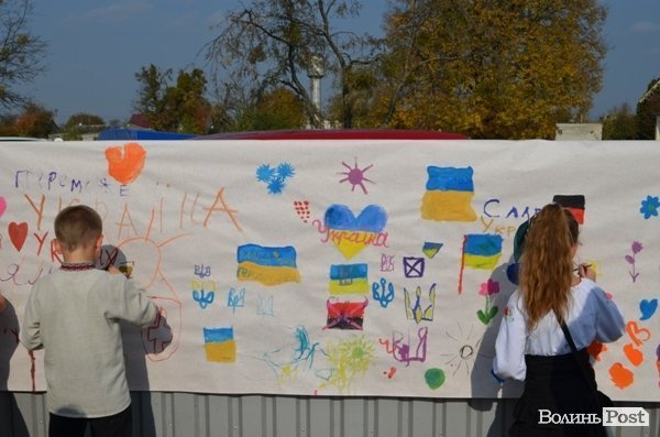 На Волині козаки і монахи допомагали воякам. ФОТО