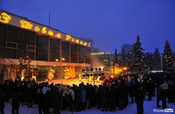 «Різдво у Луцьку»: вражаюче театральне дійство від гостей зі Львова