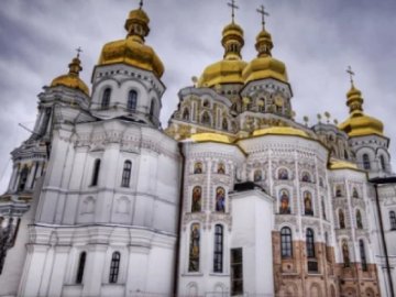 Ченців УПЦ МП зобовʼязали за три дні залишити 79 об’єктів Києво-Печерської лаври