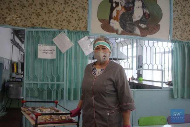 Показали, як харчуються діти у школах Нововолинська. ФОТО