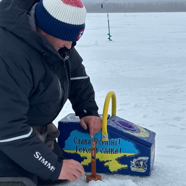 На Волині відбулися змагання із зимової риболовлі. ФОТО