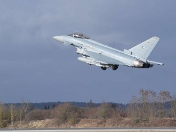 Словаччина готова продати Україні 11 винищувачів МіГ-29, –  міністр оборони