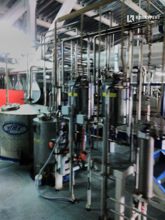 Журналістам влаштували екскурсію на джерело смороду в Луцьку