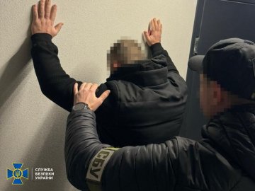«Продавав» посади в СБУ: затримали шахрая з Одещини