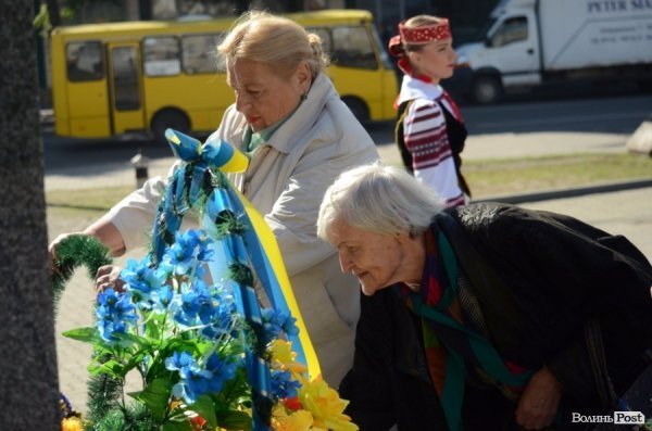У Луцьку вшанували першого Президента України. ФОТО 