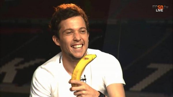 Протест у мережі: банани проти расизму. ФОТО