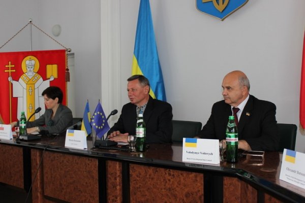 У Луцьк з’їхалися мери міст з України, Грузії, Швеції і Польщі. ФОТО