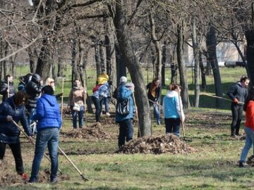У Луцьку прибиратимуть територію біля річок Сапалаївка та Жидувка