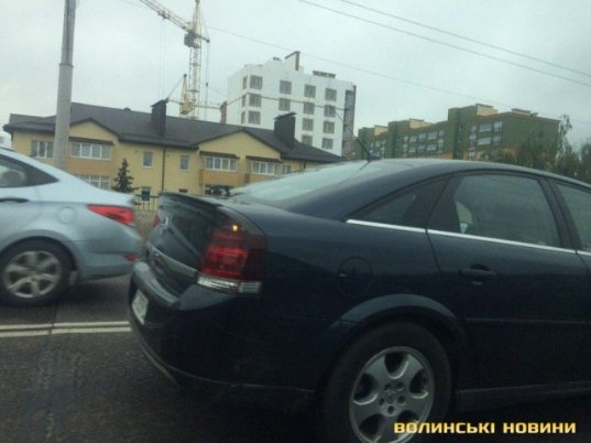 У Луцьку – подвійна аварія. ФОТО