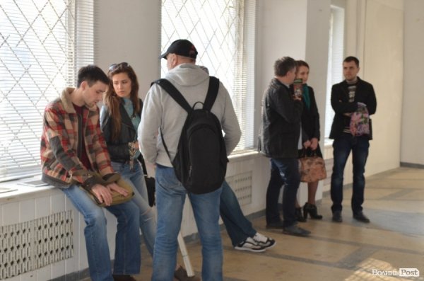 Коли полотна танцюють: у Луцьку відкрили виставку картин «в чотири руки». ФОТО