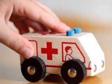 На Волині сільським амбулаторіям передадуть автомобілі