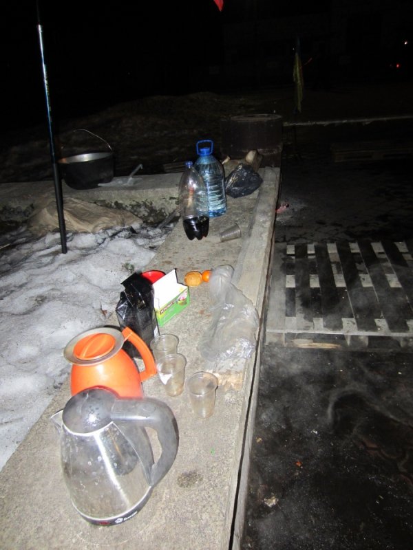 У селищі на Волині облаштували цілодобовий Майдан. ФОТО