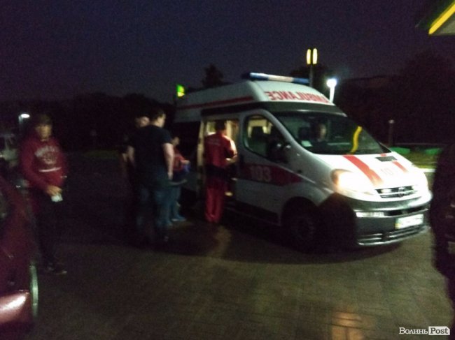 Криваві розбірки в Луцьку: дівчині погрожували зґвалтуванням