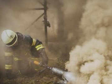 Росіяни обстріляли Борову на Харківщині: 1 загиблий, 7 поранених