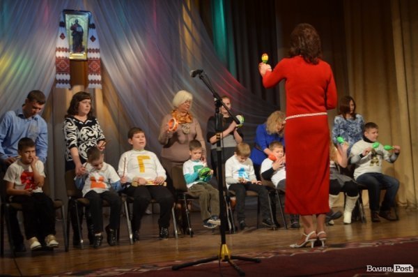 У Луцьку особливі люди демонстрували свої таланти.ФОТО