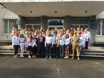 Працівники Луцької РДА перерахували одноденний заробіток на потреби медиків