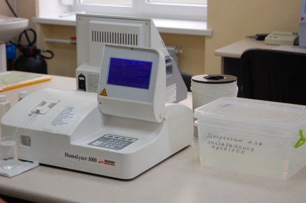 Стало відомо, що покажуть президенту в лікарні. ФОТО